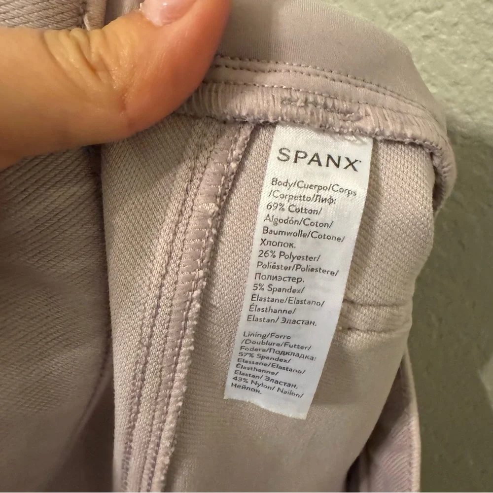 Spanx Lavender Pull On Jeans‎ size Medium Skinny